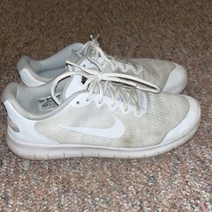 Nike shoes size 7.5